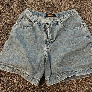 Vintage faded glory shorts, size Medium